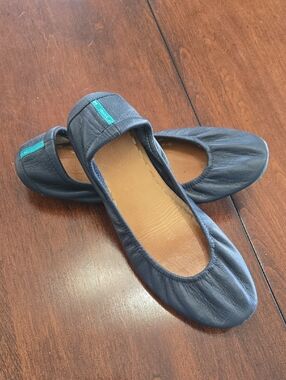 Tieks California Navy Leather Ballet Flats with Teal Stripe